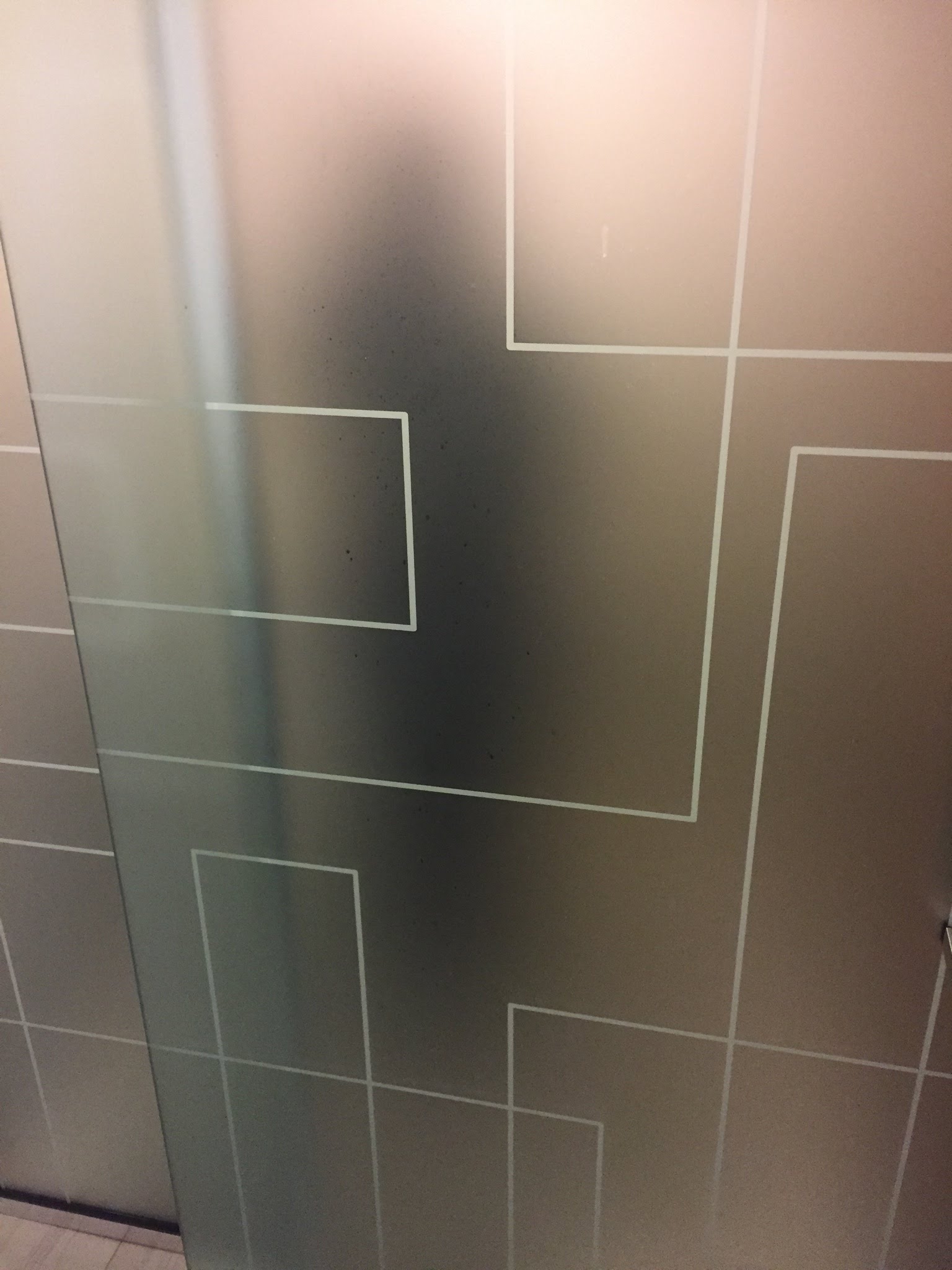 Name:  harrahs-suite-toilet2.jpg
Views: 1458
Size:  253.1 KB