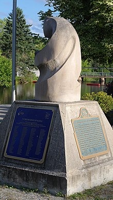 Name:  220px-Icelandic_Community_Memorial.JPG
Views: 881
Size:  35.2 KB