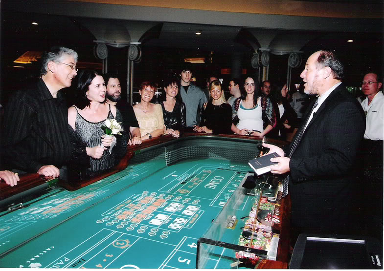 Name:  alan marrying at caesars.jpg
Views: 775
Size:  116.1 KB